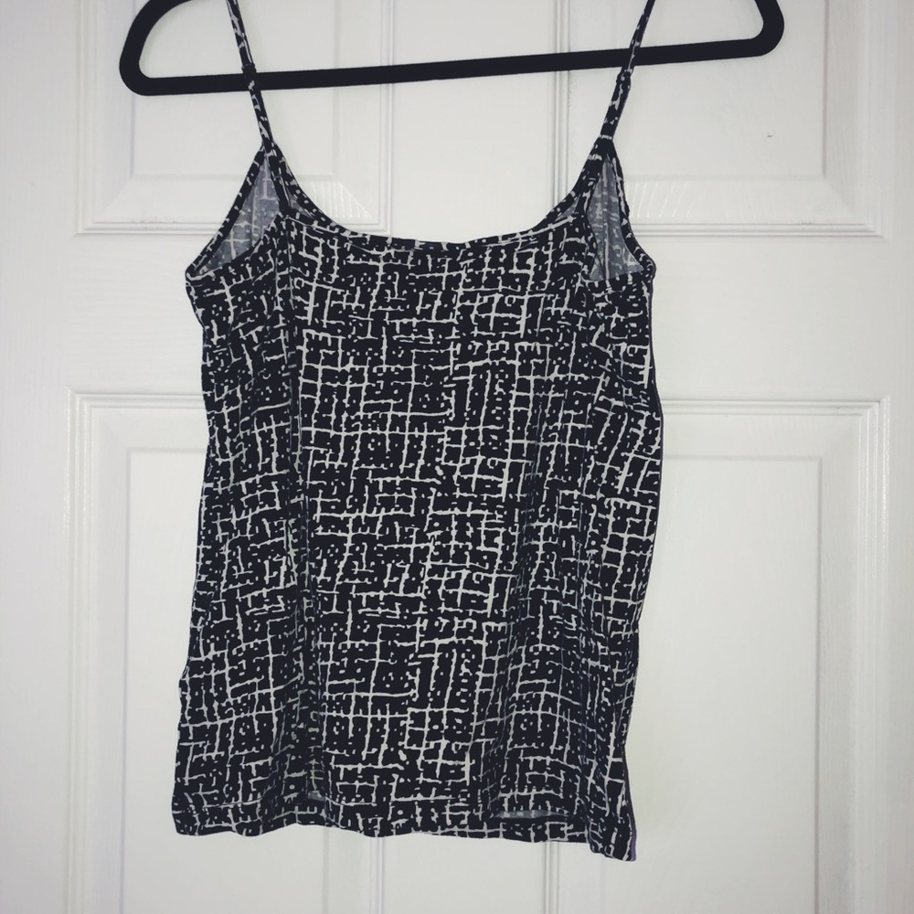 Patterned Tank Top with Ruffle - Picture 2 of 3